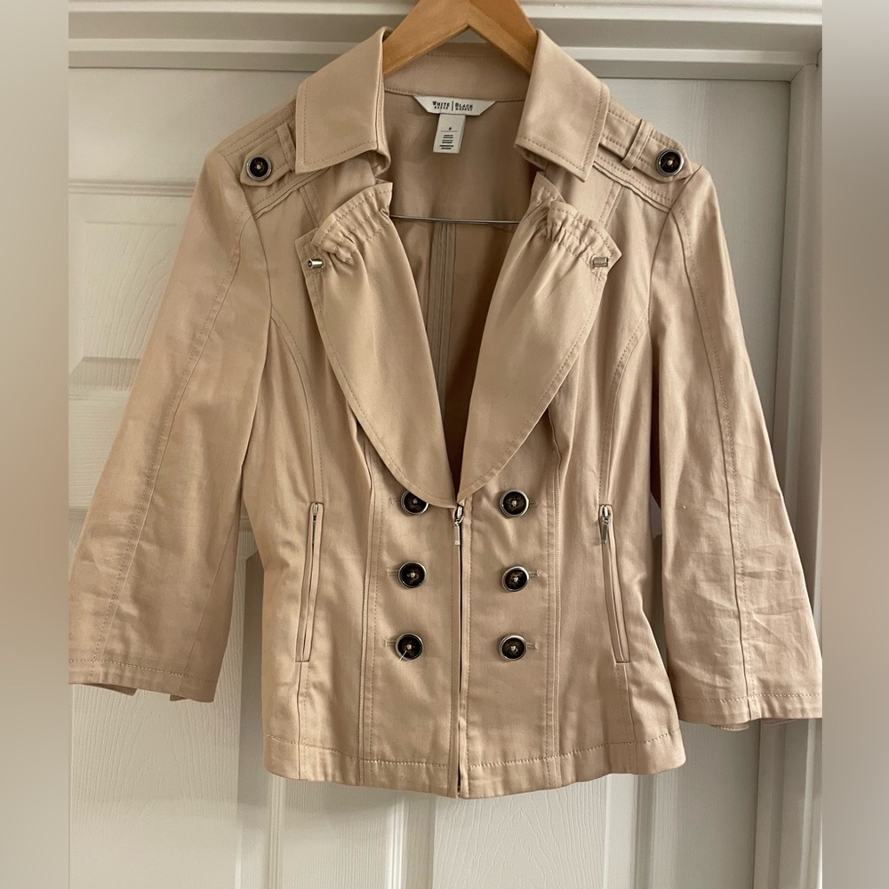 White House Black Market jacket size 8. Cream color.